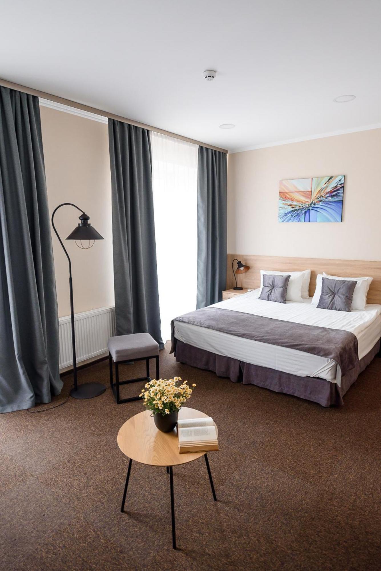 Nota Bene Loft Hotell Lviv Eksteriør bilde