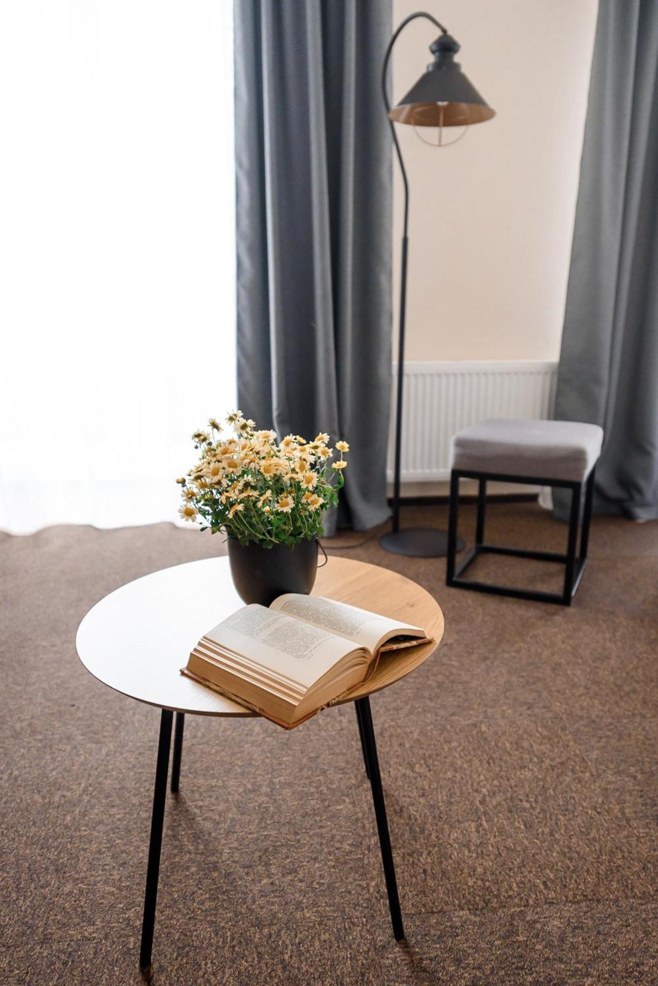 Nota Bene Loft Hotell Lviv Eksteriør bilde