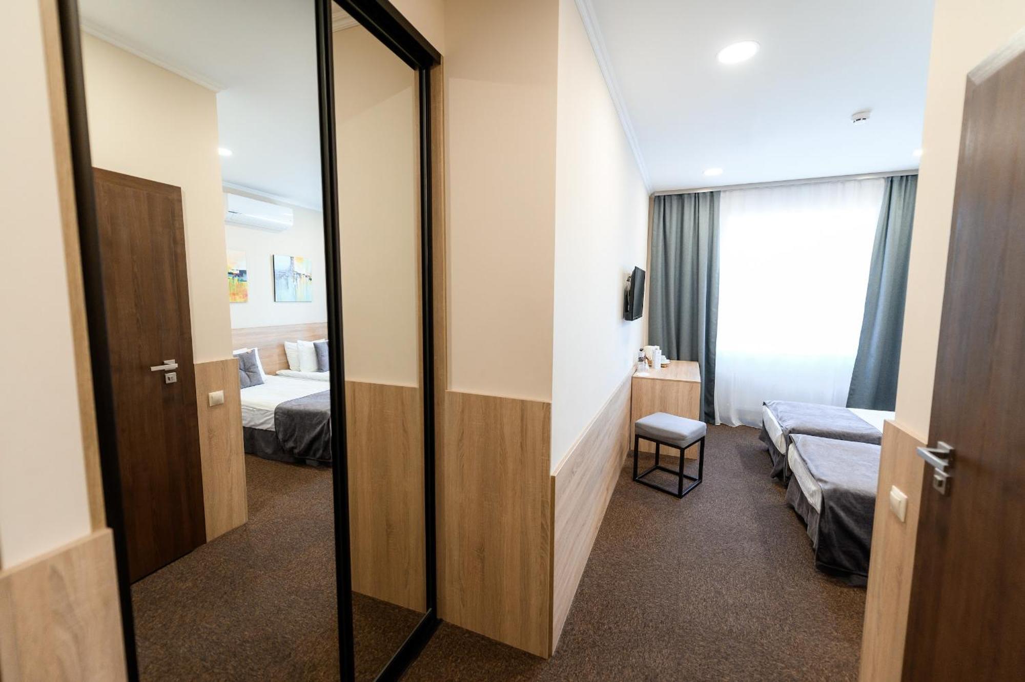 Nota Bene Loft Hotell Lviv Eksteriør bilde