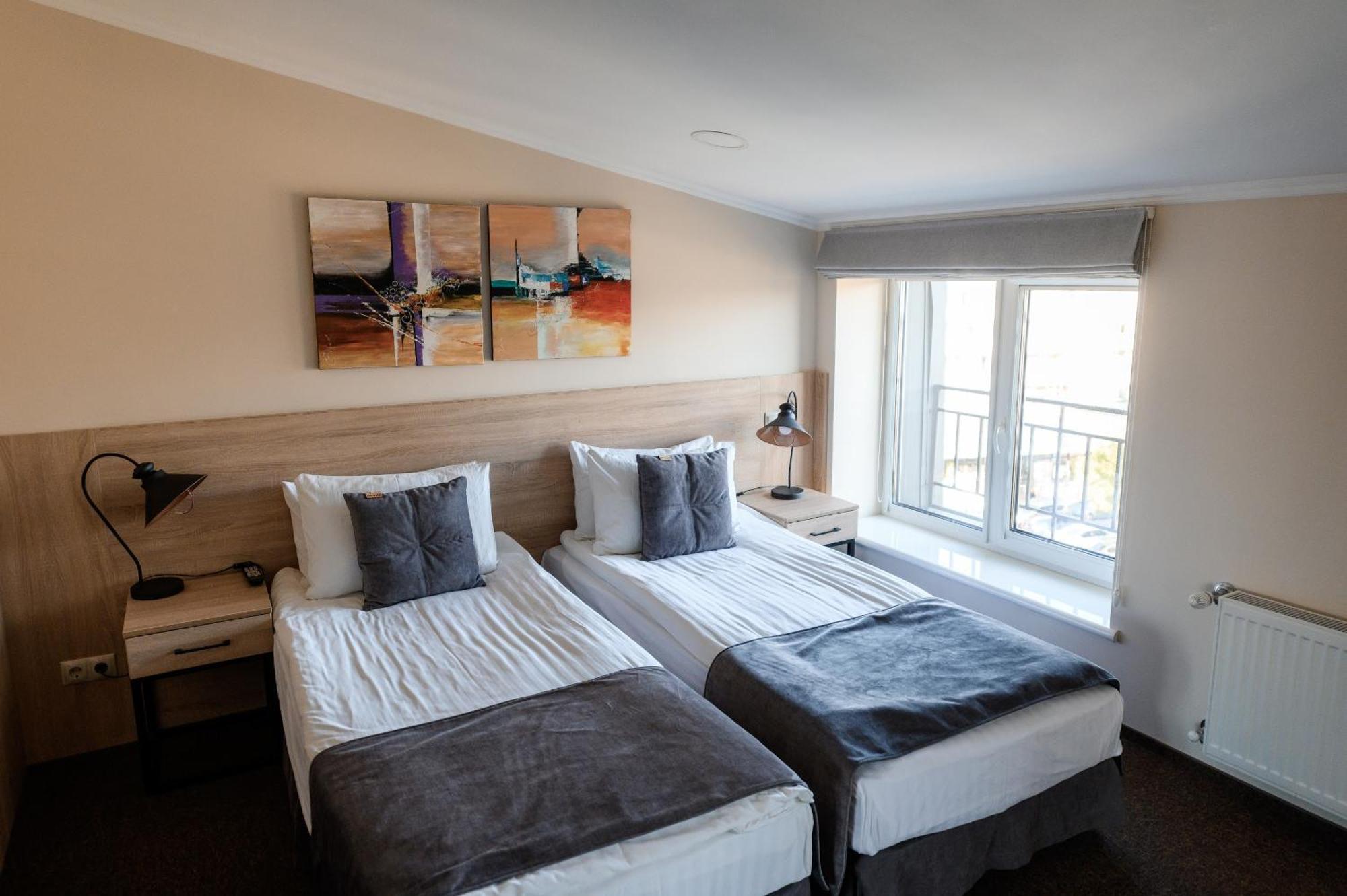 Nota Bene Loft Hotell Lviv Eksteriør bilde