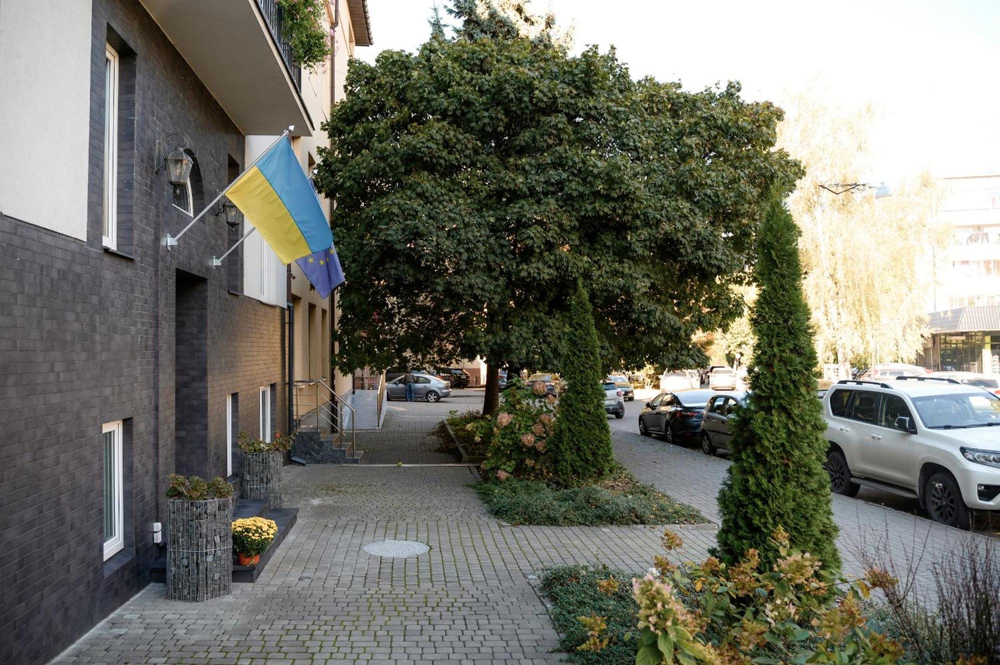 Nota Bene Loft Hotell Lviv Eksteriør bilde